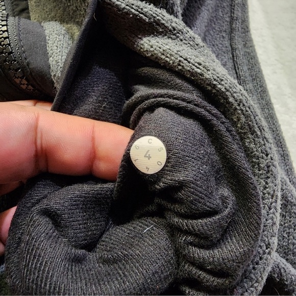 Lululemon heathered black fleece jacket - Picture 8 of 11